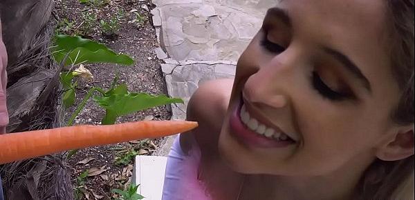  Veggie Lover Cutie Abella Danger Swallows Dangling Carrot